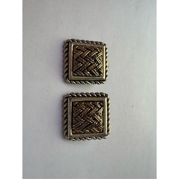 Vintage Womens Chunky Silver Gold Tone Braided Embossed Square Clip On Earrings - Picture 2 of 4